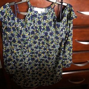 beautiful Michael Kors dress blouse is new
